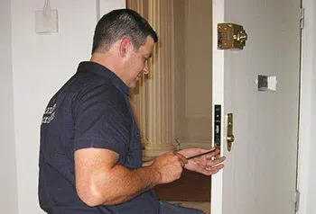  Fairfax Lock And Keys Fairfax, VA 703-445-3546